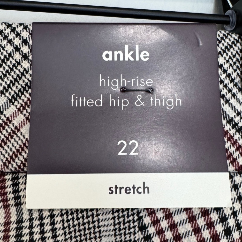 NWT Ava & Viv Plus Size 22 Plaid High Rise Ankle Pants Comfort Stretch Fall Work - Picture 6 of 7